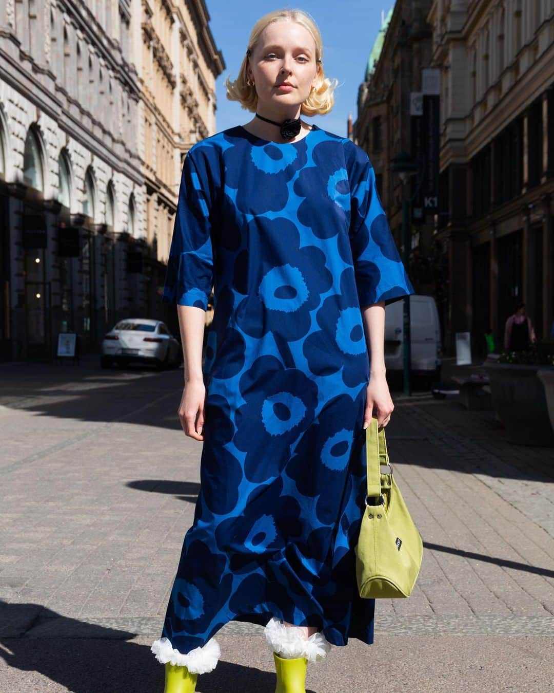マリメッコのインスタグラム：「Slide through the Finnish street style from Marimekko Day in Helsinki. These tastemakers know how to serve a look 💥Watch our latest Stories for more outfit inspo.   #MarimekkoDay #marimekko #helsinki #streetstyle ​」