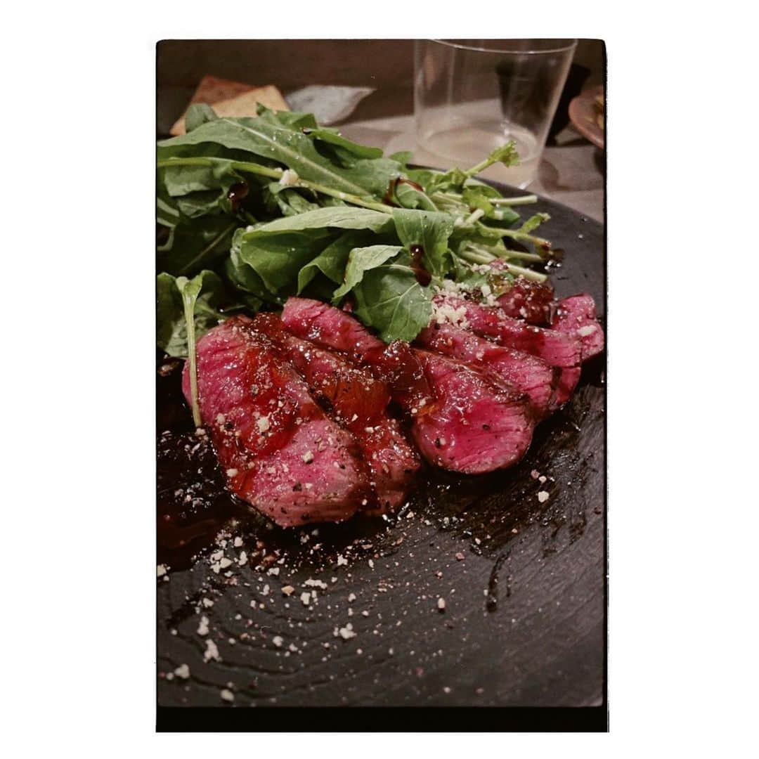 岩崎拓馬のインスタグラム：「🫶🫶🫶🫶 . . またひとつ自信がついた日  自由にお料理するのって めちゃくちゃ楽しいなぁ❤️  @t____nishihara  . . #happytime」