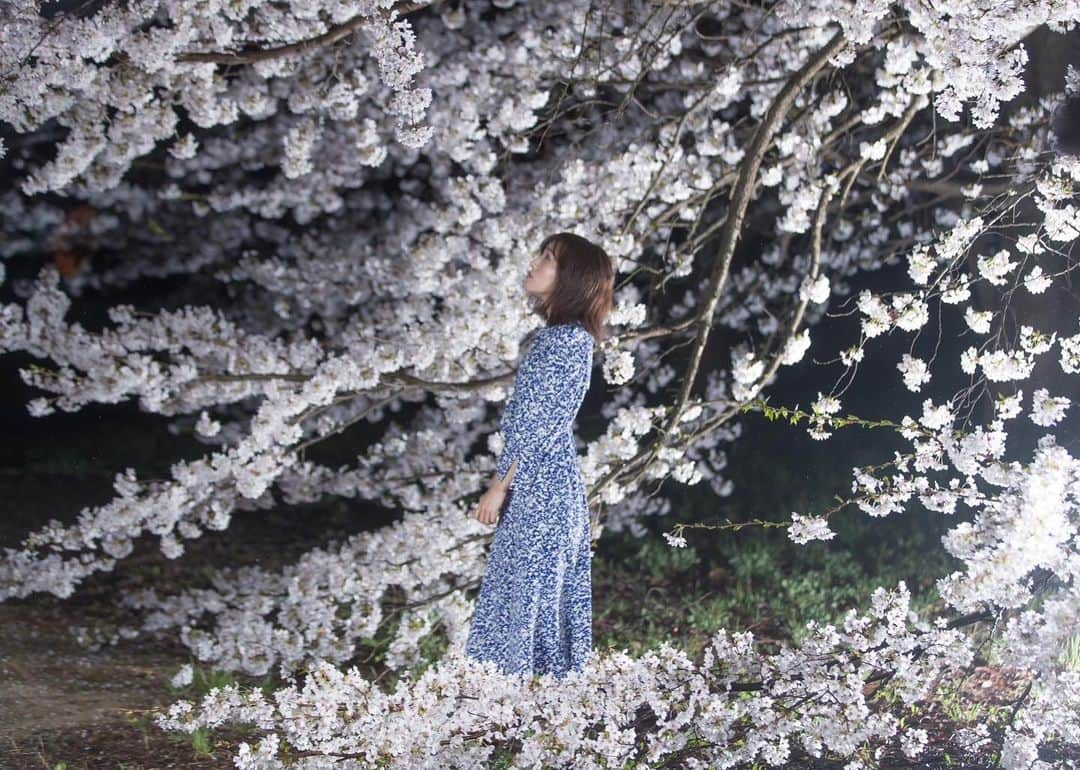 松浦彩さんのインスタグラム写真 - (松浦彩Instagram)「出演情報いろいろ📻🤍 ⠀ 花粉の季節が過ぎたと思って油断していたらここ何日か目が痛くてお鼻もムズムズです🤧 アレルギー(と、できれば髪をうねうねにする湿気)のない世界線にいきたい🛸𓂃 𓈒𓏸 ⠀ ⠀  5月17日(水)18:00 〜 21:30 楽天チケットpresents Eagles Baseball Game Show⚾️ ⠀ 応援ゲストとして出演いたします！ ⠀ 山形県山形市のきらやかスタジアムで開催される「楽天イーグルス vs. 福岡ソフトバンク」を、楽天イーグルスが運営するラジオ局Rakuten.FM TOHOKUとFM山形の同時中継でお届け⸝ 𖤐  試合をみんなで楽しく追いかけつつ、山形の魅力もたくさんお伝えできるようにがんばります🦅  ⠀ 実況は楽天FMの河内一郎さん、応援ゲストは楽天イーグルスアカデミーコーチの古川翔輝さんです✨ ⠀ 山形県での1軍公式戦は2019年以来！注目度抜群の試合をぜひラジオとともにお楽しみください🦅  ⠀ radikoとインターネット上のサイマルラジオどちらでもお聴きいただけます🥰  楽天への応援メッセージなどもお待ちしています！ ▷Twitter #r891 でツイート ▷Mail 楽天FMのHPにあるメールフォームから https://form.rakuteneagles.jp/radio_message   ⠀ ⌒⌒⌒⌒⌒⌒⌒⌒⌒⌒⌒⌒⌒⌒⌒⌒ ⠀ ⠀ 5月18日(木)18:10〜19:55 FM山形RAMP. ⠀ リスナーのあなたと一緒にテーマ毎のプレイリストを作成するオールリクエスト番組です🎧 ⠀ 今週は好評をいただいている継ぎ足しテーマ第三弾！ 𓊆ㅤ　私の推しを聴いてくれ　𓊇 ⠀ アーティスト、アイドル、バンド、作品、キャラクターなどあなたの推しの推し曲を教えてください🫰🏻 ⠀ ゲスト：相良茉優さん(声優)、眉山ちあきさん ⠀ リクエスト方法 ▷Twitter #RAMP804 でツイート ▷メール ［FM山形 RAMP.］で検索→番組メールフォームから✉️ ⠀ ⠀ Twitterでつぶやいてくださったリスナーのみなさんとは番組内だけでなくTwitter上でもわいわいおしゃべりもしています！気軽に参加してもらえたら嬉しいです🥰 ⠀ 今週もよろしくお願いいたします！ あなたにとって良い一週間になりますように🫶🏻  番組アカウント @radio_and_music_playlist  ⠀ photo by @kazuhisafoto @kazuhisaono3   ⠀ #FM山形 #Rakutenfm #楽天FM #radiopersonality」5月15日 21時28分 - ayamatsuura.s