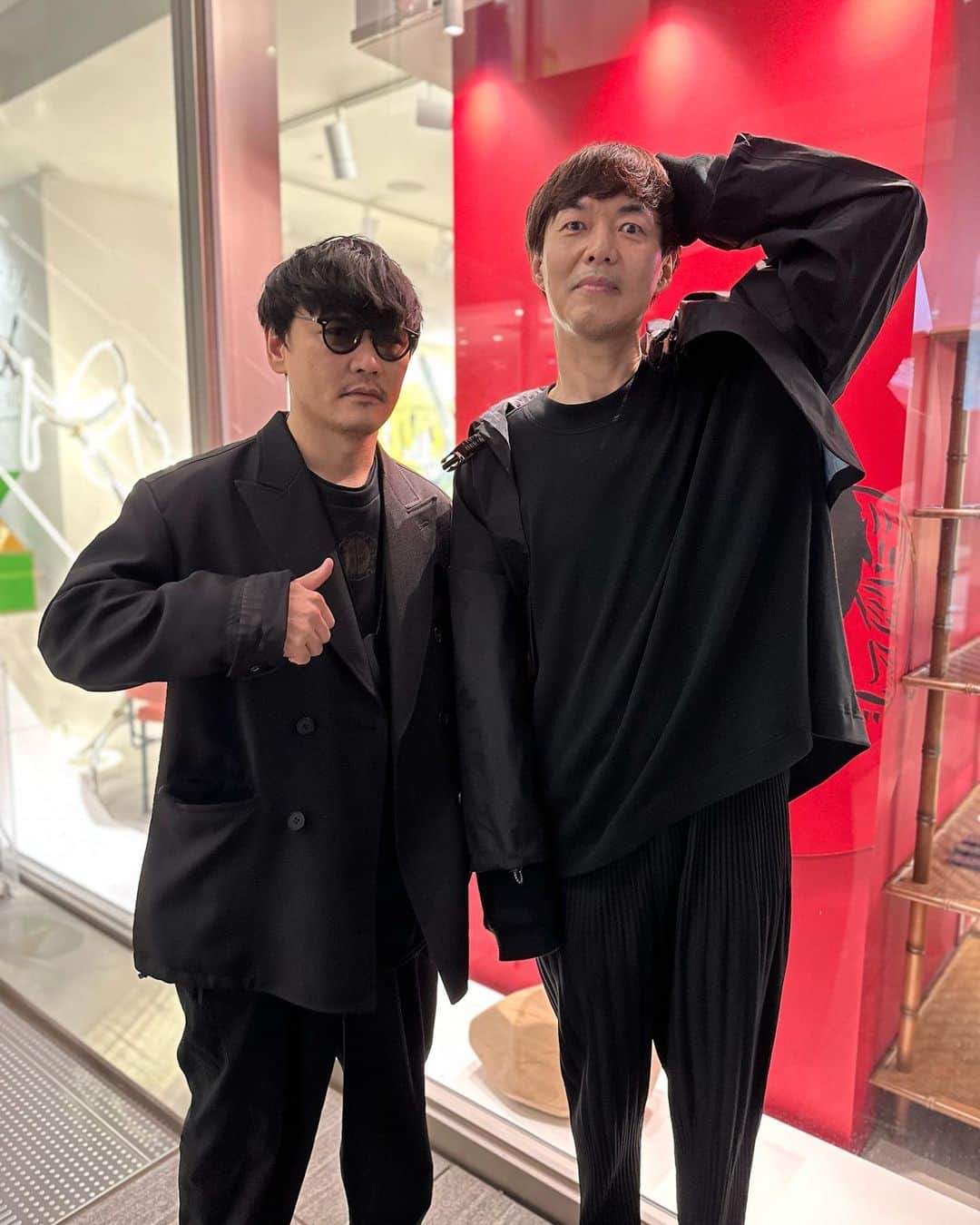 山口一郎のインスタグラム：「撮影。#虎へび珈琲」