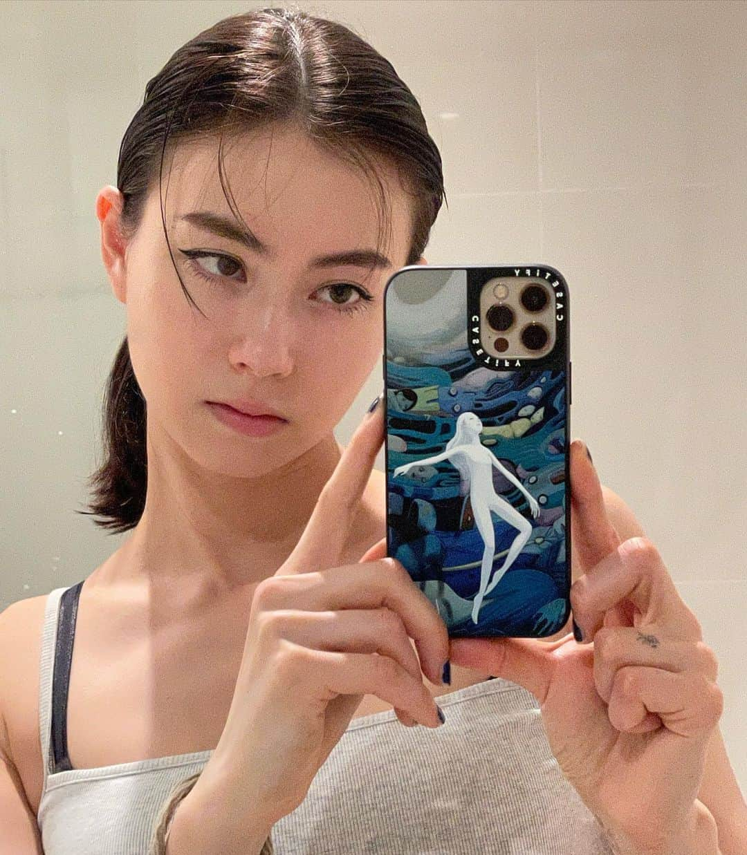 ローレン・サイさんのインスタグラム写真 - (ローレン・サイInstagram)「@casetify 📱👥   Thank you so much to Casetify’s team for the collaboration. I love these cases and I’m so happy every time I see your pics with them all over the world. 🖤 hope you enjoy (Edit- they’re available on casetify’s site!!)」5月15日 14時30分 - laurentsai