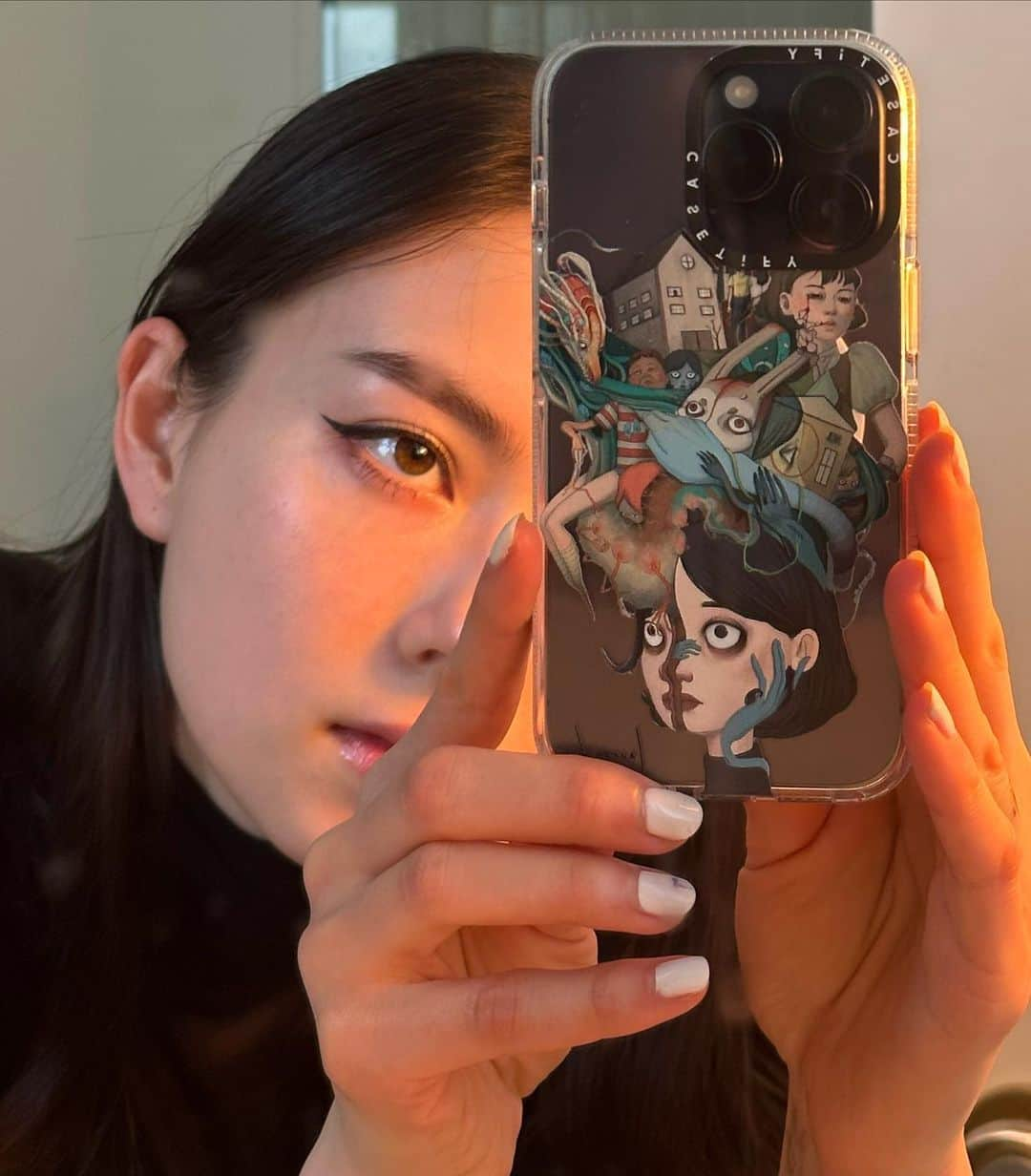 ローレン・サイさんのインスタグラム写真 - (ローレン・サイInstagram)「@casetify 📱👥   Thank you so much to Casetify’s team for the collaboration. I love these cases and I’m so happy every time I see your pics with them all over the world. 🖤 hope you enjoy (Edit- they’re available on casetify’s site!!)」5月15日 14時30分 - laurentsai