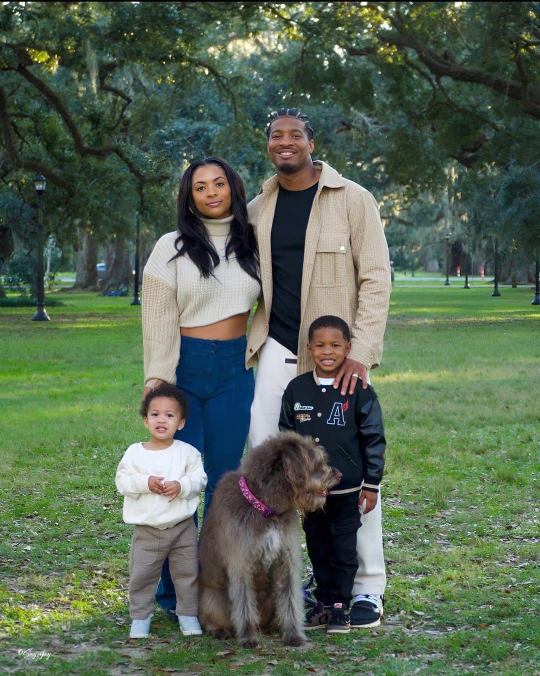 ジェームイス・ウィンストンのインスタグラム：「Who can find a wife of noble character? She is far more precious than jewels! Proverbs 31:10! Thank you Breezi boo for mothering our children with your actions and heart. We are so grateful for the moments we share with you everyday. Your impact and intention with our babies is priceless and we will celebrate you everyday! We love you! I love you! #happymothersday」