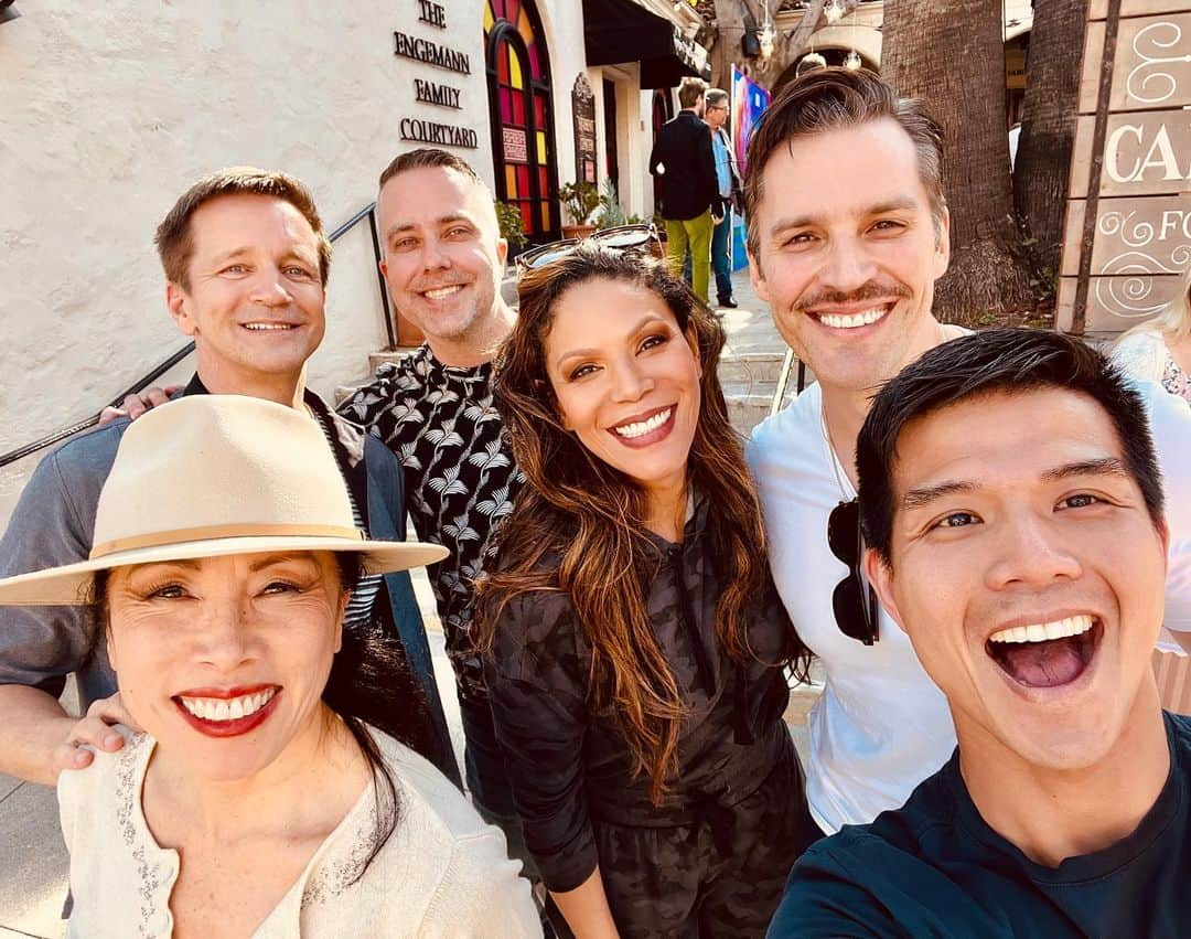 テリー・レオンのインスタグラム：「Spent the afternoon at @pasadenaplayhouse seeing my insanely talented friends in A LITTLE NIGHT MUSIC. Wow. What a stellar production. You have 2 more weeks to see this top-tier cast delivering #sondheim the way it’s supposed to be done! @bigbuddhab lands every laugh. @ryanbsilverman and that golden voice! And then there’s my #Rent sister @merledandridge 🐿️ who gives us the most beautifully acted “Send in the Clowns” I’ve ever seen.」