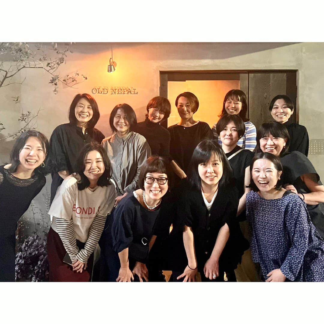 山本千織さんのインスタグラム写真 - (山本千織Instagram)「スタッフ送別会。 コロナ中に辞めて実家や地方へ引っ越したスタッフも集まり、3年分まとめての送別会＆たのしみ展慰労会。 豪徳寺のOLD NEPAL @oldnepal_tokyo  さんが貸切にしてくれてヒマラヤへの旅程をみんなで辿るような料理をいただきました。みんな元気で良かった！ありがとうございます!」5月15日 14時42分 - chiobenfc