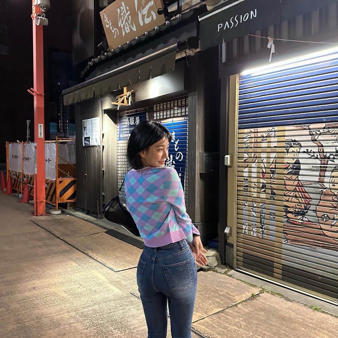 新田桃子さんのインスタグラム写真 - (新田桃子Instagram)「夜の浅草散策っ⛩️」5月15日 14時52分 - momottiiii