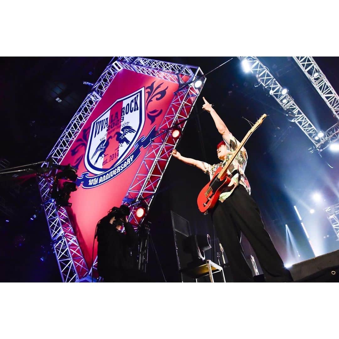 KEYTALKのインスタグラム：「・ 📍5/3 VIVA LA ROCK 2023  photo by @azusatakada_photographer」