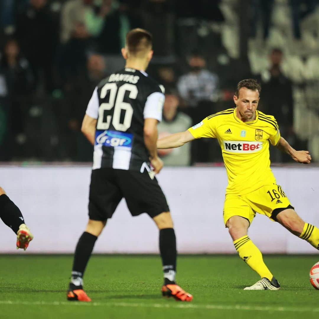 ヴラディミール・ダリダのインスタグラム：「Thanks for the great support! 👏 It was a beautiful second half of the season for me, when I enjoyed football again. I'm looking forward to next season 🟡⚫️💪」