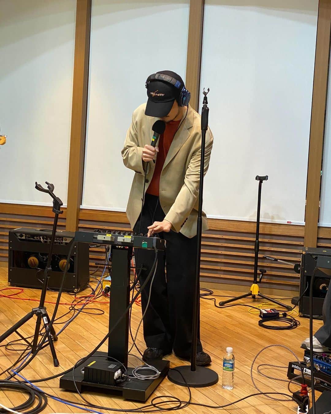 チャン・ギハさんのインスタグラム写真 - (チャン・ギハInstagram)「지난 금요일 배철수의 음악캠프~😙🎵 @baecamp」5月15日 16時40分 - kihachang