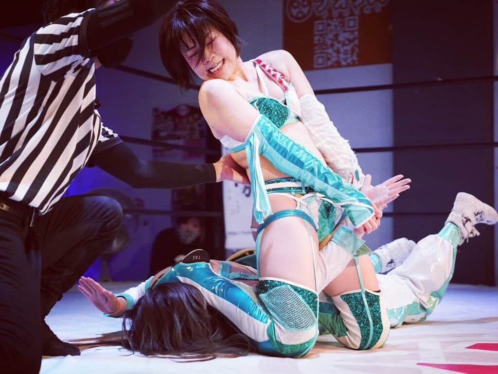 本間多恵さんのインスタグラム写真 - (本間多恵Instagram)「*･゜ﾟ･*:.｡..｡.:*･*:.｡. .｡.:*･゜ﾟ･* This is T-Control!!  #wrestler #luchadora #japan  #champion #ディアナ #love」5月15日 16時55分 - taehonma