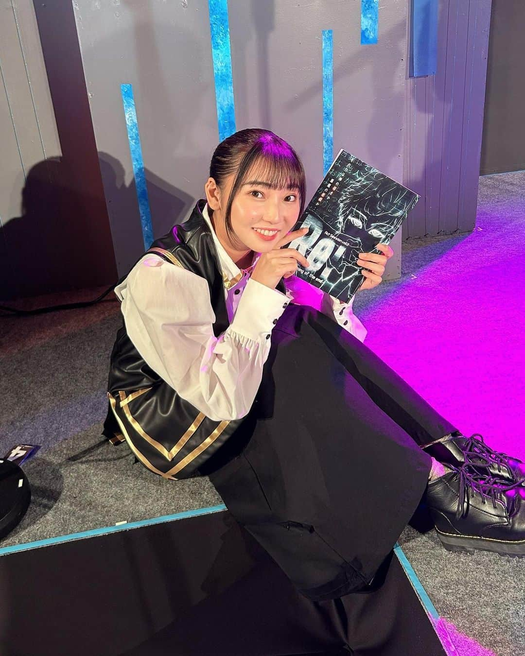 矢野妃菜喜のインスタグラム：「📖  〜朗読劇「Act Session vol.2『Re: - the beginning of the end -』」〜  ありがとうございました✨ 八神野兎羅役を演じさせて頂きました。 千秋楽はアドリブたくさんでドキドキはしましたが、それも生のお芝居ならではですごく楽しかったです。  関わってくださった皆様本当にありがとうございました！ また今度は色んなメンバーで朗読劇できますように🙏 #朗読劇 #アクトセッション」