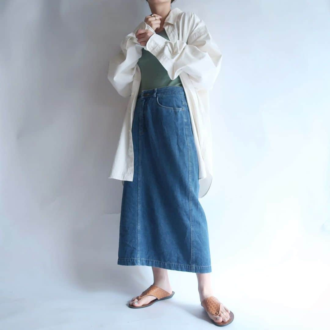 TheSunGoesDownさんのインスタグラム写真 - (TheSunGoesDownInstagram)「denim back slit skirt   staff 157cm」5月15日 17時43分 - tsgd_tokyo