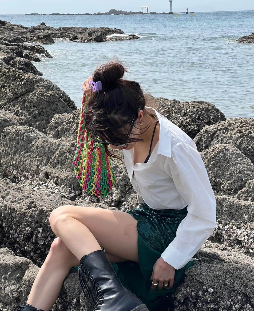 塚本バンブー柚子さんのインスタグラム写真 - (塚本バンブー柚子Instagram)「greetings loved ones, let's take journey🧜🏼‍♀🪸️🫧FOREVER 21が帰ってきたよッ😳🍀 シャツはビスチェの付け外しが出来るからいろんなスタイル楽しめちゃうよ！是非チェックしてねっ💙 #フォーエバー21_pr #forever21_jp」5月15日 18時01分 - bambouyuzu