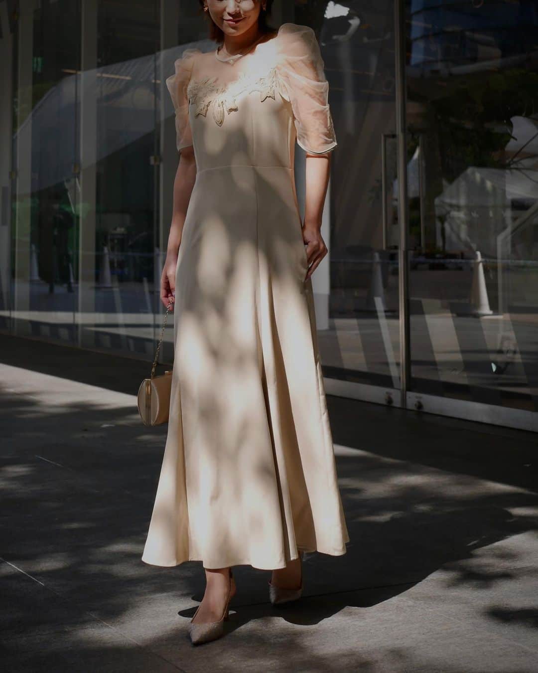 宮本沙恵のインスタグラム：「ROMANO CUT LACE DRESS イエローはこちら🍋🍋」