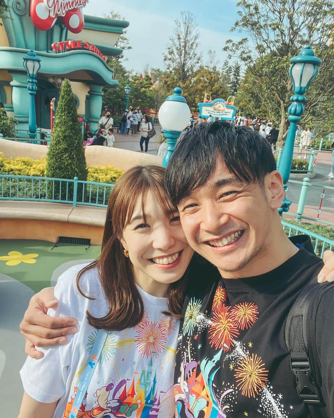 武田奈也さんのインスタグラム写真 - (武田奈也Instagram)「ㅤ　 　 Disneyland🏰❤️ 　 もうそろそろジェットコースター乗りたい🎢 スプラッシュいけるかな？ まだ怖いかな？🤔🤔 　  こた、ほぼずっと抱っこお疲れ様🥹❤️ 　      #ディズニーランド #disneyland」5月15日 18時11分 - nana___takeda