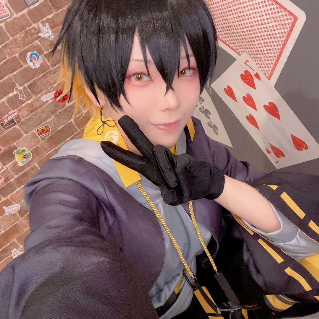 小桃さんのインスタグラム写真 - (小桃Instagram)「二日連続でコスプレした！ 疲れたが友達と楽しい時間を過ごしてめっちゃ嬉しかった‼️☺️🫶🏻❤️  #アステルレダ #アステル #astelleda #astel #UPROAR #アップロー #夜十神封魔 #yatogamifuma #ホロスターズ #holostars #holostarscosplay #astelledacosplay #cosplay #コスプレ #ホロスターズ好きな人と繋がりたい #ホロライブプロダクション #アステル絵ダ #封魔絵」5月15日 18時44分 - siutao1126