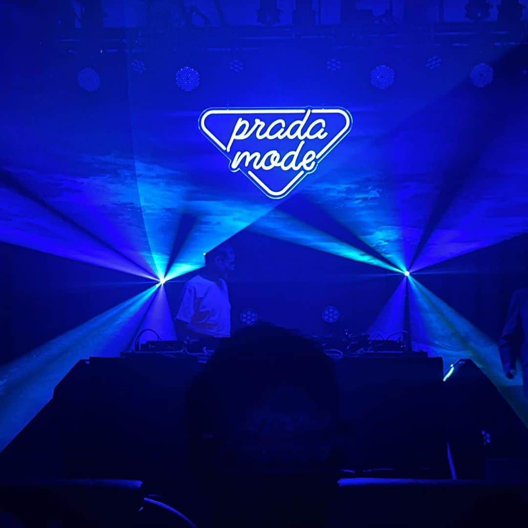 のインスタグラム：「@prada  #pradamode #pradamodetokyo」