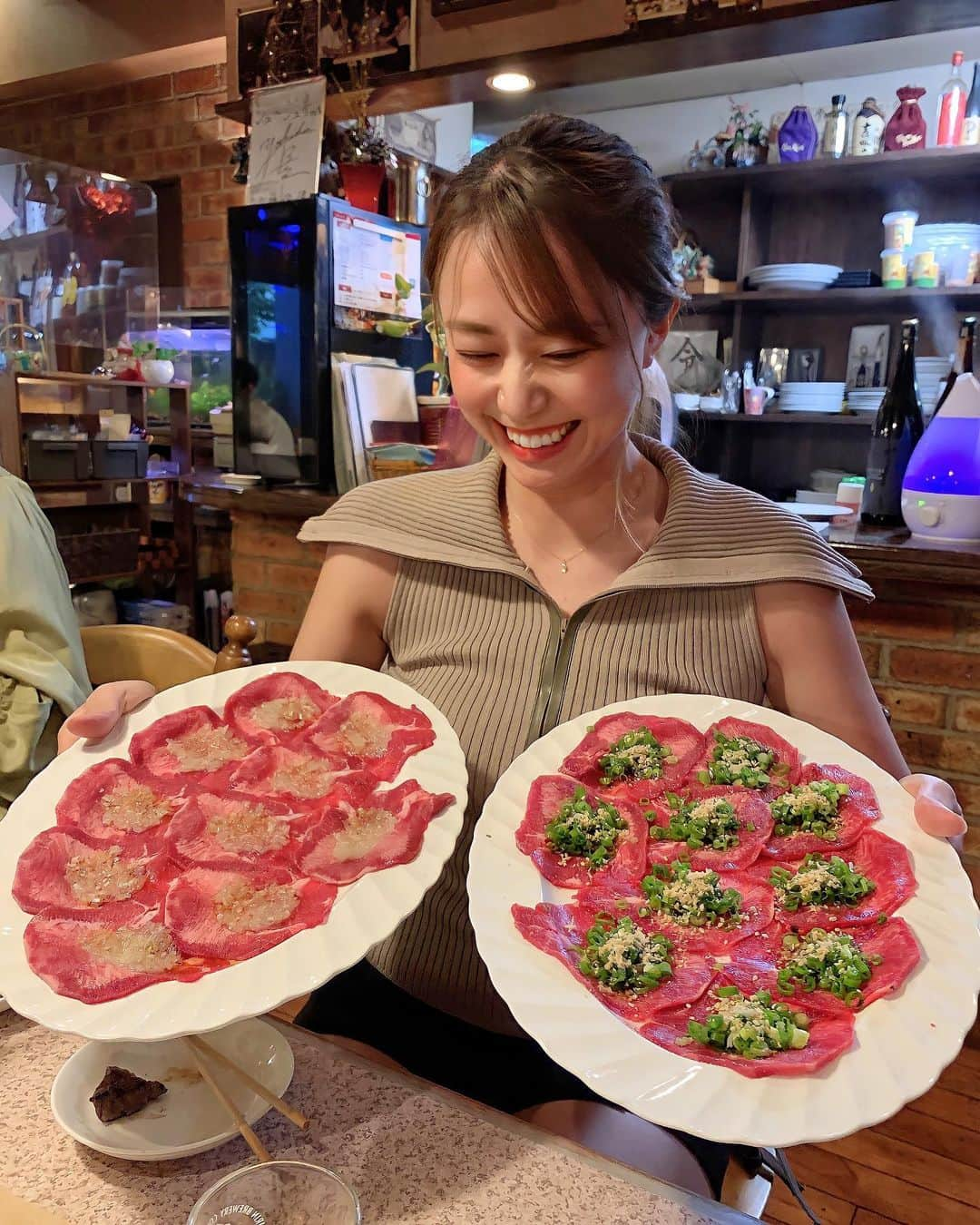 とくさきさんのインスタグラム写真 - (とくさきInstagram)「高知に行くと毎回行っている焼肉屋さん【ジュージュ亭】💕😍 . ほんとにタンが美味しすぎる🥺 高知行く時の楽しみでしかない✨🫶 . 高知で焼肉行きたい人いたらほんと行ってみてほしい✔︎❤️ #ゴルフ#ゴルフ女子#golf#golfgirl#golfswing#ゴルフスイング#sports#スポーツ#スポーツ女子#골프#골프여자#尔夫球#高尔夫#高知#焼肉#ねぎたん塩#ジュージュ亭」5月15日 19時26分 - tokusaki_golf