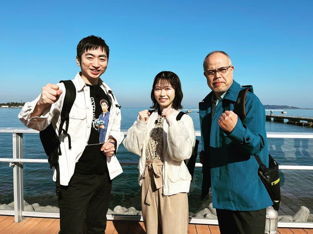 テレビ東京「太川蛭子の旅バラ」さんのインスタグラム写真 - (テレビ東京「太川蛭子の旅バラ」Instagram)「「１歩１円ウォー金グ対決旅」第３弾🚶 今回は、千葉県・館山をスタート〜埼玉県・奥秩父までの 関東全域が舞台！  🚌本日はバス旅Zチームのオフショットをお届けします🚌  田中要次さんと羽田圭介さんのお２人は 前回、見事勝利をおさめた🏆 「バス旅Z」最強コンビ👬  そして、横山由依さんは 「バスVS鉄道乗り継ぎ対決旅」など 過去２回水バラ出演経験あり しかもどちらも太川さんチーム💪  今回 １歩１円ウォーキング初挑戦の横山さん！ 疲れていても万歩計のスイッチを入れるのを忘れません👟  超しっかり者の元AKB48総監督が バス内でついに寝落ちした貴重な瞬間を激写📷✨  羽田さんは金庫番👛 田中さんは地図を見ながら計画を立てる✏️ チームワークは最強⚡️  今回もバスをうまく乗り継いで、勝利することができるのか❗️❓  新緑の季節🍃 番組内では絶品・山グルメと異国ボリューミー料理・もちろんお約束の絶景が楽しめますよ✨✨  １歩１円ウォーキング　第３弾は 明後日　５月１７日（水） 夜６時２５分から放送です！ お見逃しなく！  📢《お知らせ》📢 今までご覧になれなかった地域の方も #TVer ではスマホやPC・タブレットなどで 全国どこからでもリアルタイム配信で無料でご覧いただけます！ 是非チェックしてみてください👀   #ウォーキング #歩き旅 #水バラ #1歩1円 #バス旅 #テレビ東京 #テレ東　 #田中要次 #羽田圭介 #横山由依 #こがけん #ジェラードン #アタック西本 #hitomi #ローカル路線バス　#乗り継ぎ旅　#館山 #秩父 #奥秩父 #バス旅Z #元AKB #芥川賞作家　#あるよ」5月15日 19時32分 - tvtokyo_tagaebi