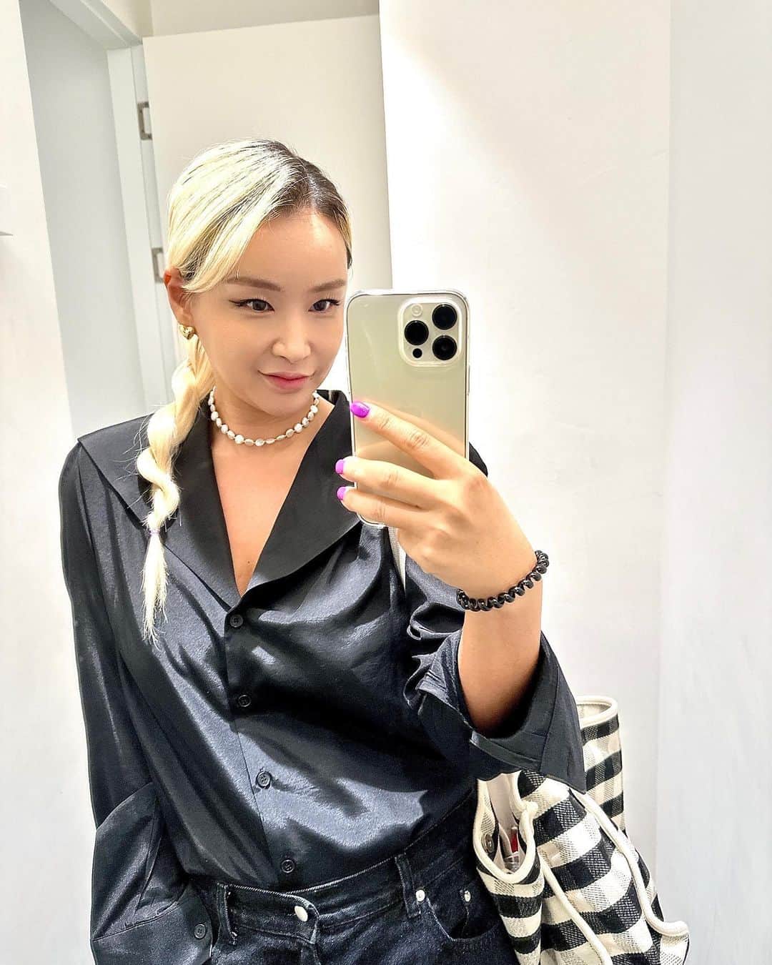 のインスタグラム：「건빵바지+기저귀가방😎」