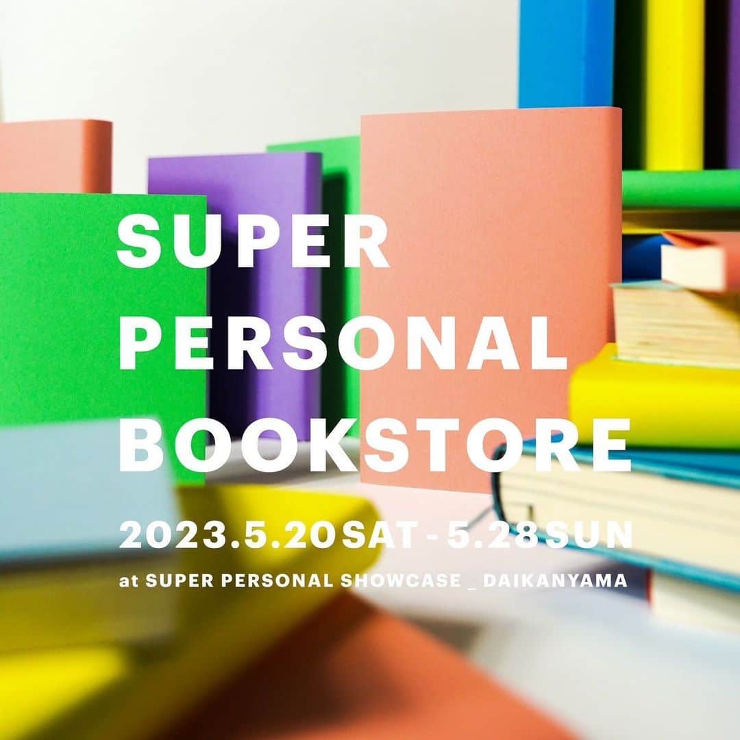 雪浦聖子のインスタグラム：「何を作ってもかっこいいstudio BOWL村上さんの代官山のお店、SUPER PERSONAL SHOWCASEで5/20(土)〜28(日)に開催されるイベントに参加します。  お店には村上さんが集めた色んな国の雑貨や民芸品や作品が並びます。  今回のイベントはお店のギャラリースペースで開催。 いろんなクリエイター、アーティストが所有していた本や、アーカイブス作品などいろいろ並ぶイベントです。 場所もイベントも楽しいこと間違いなしなのでぜひおこしください。 私は昔から愛読している本（販売するものと、販売しないけど読んでもらえるように置いておく本両方あります。）旅行した時に買ったパーツや、コレクションで使ったボタン、そして懐かしのアーカイブアイテムを出品します。 自分は5/26(金)の16:00〜在廊予定です。  — SUPER PERSONAL BOOKSTORE 5/20(土)〜28(日） 平日　11:00-16:30（5/26(金)のみ18:00まで） 土日　11:00-18:00  at  SUPER PERSONAL SHOWCASE 東京都渋谷区猿楽町２８−３ 2F —  以下企画ののりさんの文章です。 — 5月20日よりGALLERYスペースにて、クリエイター、アーティストによる古本市『SUPER PERSONAL BOOKSTORE』を開催致します。 本をメインに、アーカイブス作品、古着、骨董、、、、出展者のパーソナルな部分を垣間見れる物物がずらりと並びます。  【企画趣旨】 作っている人はどんなことが気になるのだろう。 どんなものからインスピレーションを得るのだろう。 そんな裏側、鑑賞者は必ず一度は見たいな思ったことがあるはず。  全部は説明しきれない。説明してもわからない。 でも垣間見て更に想像を膨らませることは、とてもワクワクすることなのではないかなと思った。 作り手が手にした本を通して、そのワクワク体験をしてもらいたいと思って立ち上げた企画。  もちろん私自身がそのワクワクをしたいと思った事がきっかけ。   企画者 根子貴子  期間 2023年5月20日(土)〜28日(日)   【出展アーティスト】 足立拓人　@takuto_adachi  あつゆき　@aaa_tu  WISH LESS @wish_less  えほん定食　@ehon_teishoku  大山美鈴　@misuzuoyama  odd_ @odd_tokyo  鷹取愛　@opantoc  北村佳奈　@cancan_  Kitsch House @beeeears  KYOKO TSUDA @kyoko_tsuda_  河野愛　@aikohno  小室えみ香　@emika.komuro  菅田ミサ　@misa33non  sneeuw @sneeuw_jp  ソノダノア　@noasonoda  高木真希人　@makitotakagi  つめをぬるひと　@nail_hito  TETOKA @tetokakanda  DOLLSSAN @for_dollssan 二宮佐和子　@sawakoninomiya  ぬQ @nuq_artworks  NOI @noi_works  Baccum @_.baccum._  ひろたあきら　@hirota0508  まるやまあさみ　@asamimaruyama  MOTIF @motif_kgw  水内実歌子　@mikako_mizuuchi  水沢そら　@doblon」