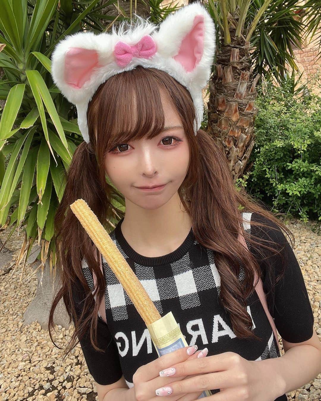三年食太郎（松島萌子）さんのインスタグラム写真 - (三年食太郎（松島萌子）Instagram)「誕生日ディズニー🐭  たのしかった！ 今年もまた1年よろしくね（＾Ｏ＾☆♪  #tokyodisneysea」5月15日 22時46分 - 3.syokutaro