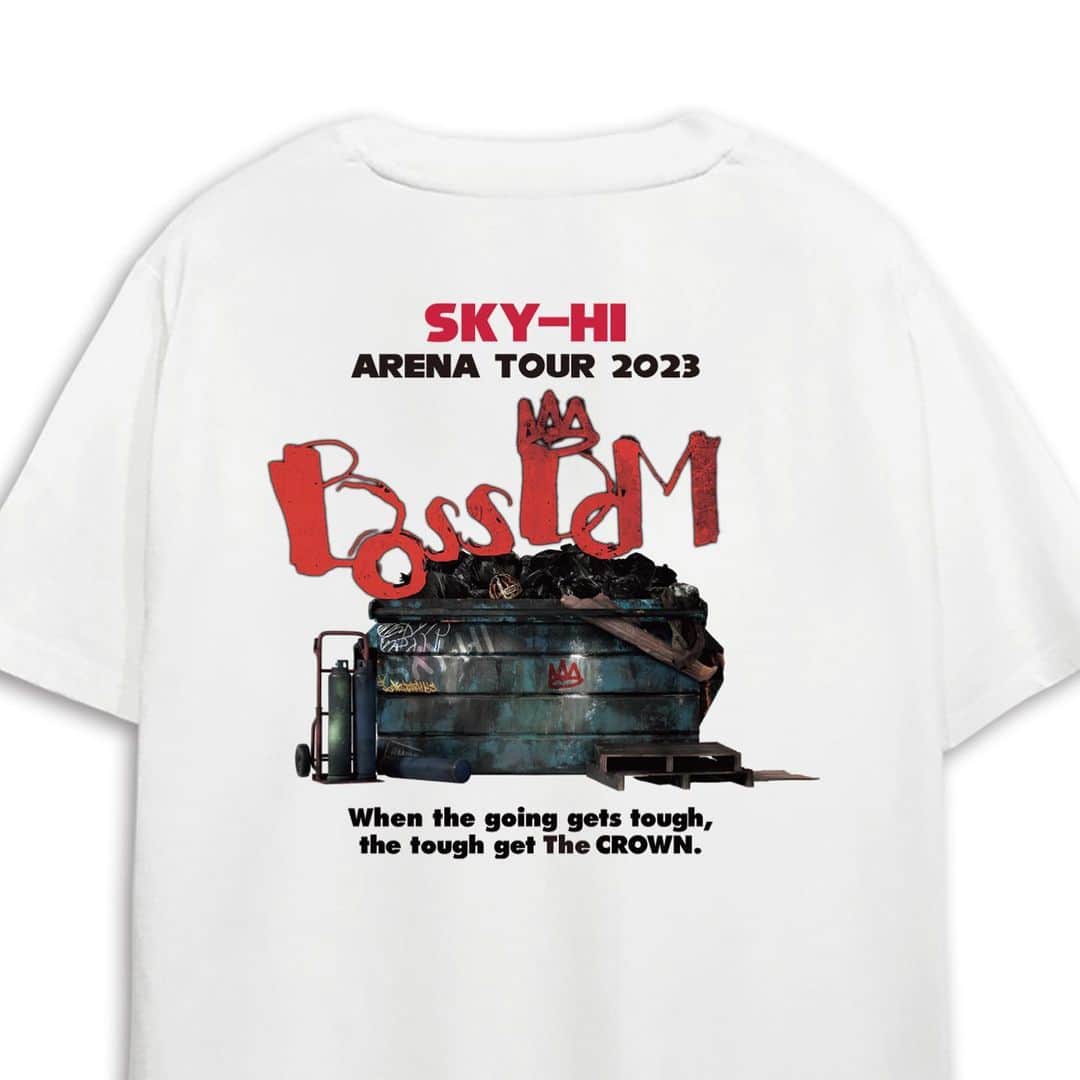 SKY-HIのインスタグラム：「『SKY-HI ARENA TOUR 2023 ｰBOSSDOMｰ』 Official Goods Lineup!!  本日より[東京公演]EC事前販売がスタート！  ※EC事前販売と会場販売では販売アイテムが異なりますのでご注意ください  ▼ご購入はこちら https://bmsg.shop/  《販売スケジュール》 ・[東京公演]EC事前販売：2023年5月15～21日 ・[東京公演]会場販売：2023年5月27〜28日 ・[大阪公演]向けEC事前販売：2023年6月1～7日 ・[大阪公演]会場販売2023年6月17〜18日 ・事後EC販売：2023年6月20〜26日  《[東京公演]EC事前販売》 ■販売商品 BOSSDOM Tシャツ、タオル、シリコンバンド、ステッカー  ■販売期間 2023年5月15日(月)10:00～2023年5月21日(日)23:59 ※商品の販売数には限りがございます。事前販売期間中でも、上限数に達した時点で販売を終了させていただきます。予めご了承ください。売り切れの場合は、会場販売をご利用ください。  ■発送期間 2023年5月22日(月)までに発送予定  《[東京公演]会場販売》 ■販売商品 全商品  ※詳細は後日公開いたします。  《[大阪公演]向けEC事前販売》 ■販売商品 BOSSDOM Tシャツ、タオル、シリコンバンド、ステッカー  ■販売期間 2023年6月1日(木)10:00～2023年6月7日(水)23:59  ※詳細は後日公開いたします。  《[大阪公演]会場販売》 ■販売商品 全商品  ※詳細は後日公開いたします。  《事後EC販売》 ■販売商品 全商品  ■販売期間 2023年6月20日(火)10:00～2023年6月26日(月)23:59  ※詳細は後日公開いたします。  #SKYHI #BOSSDOM」