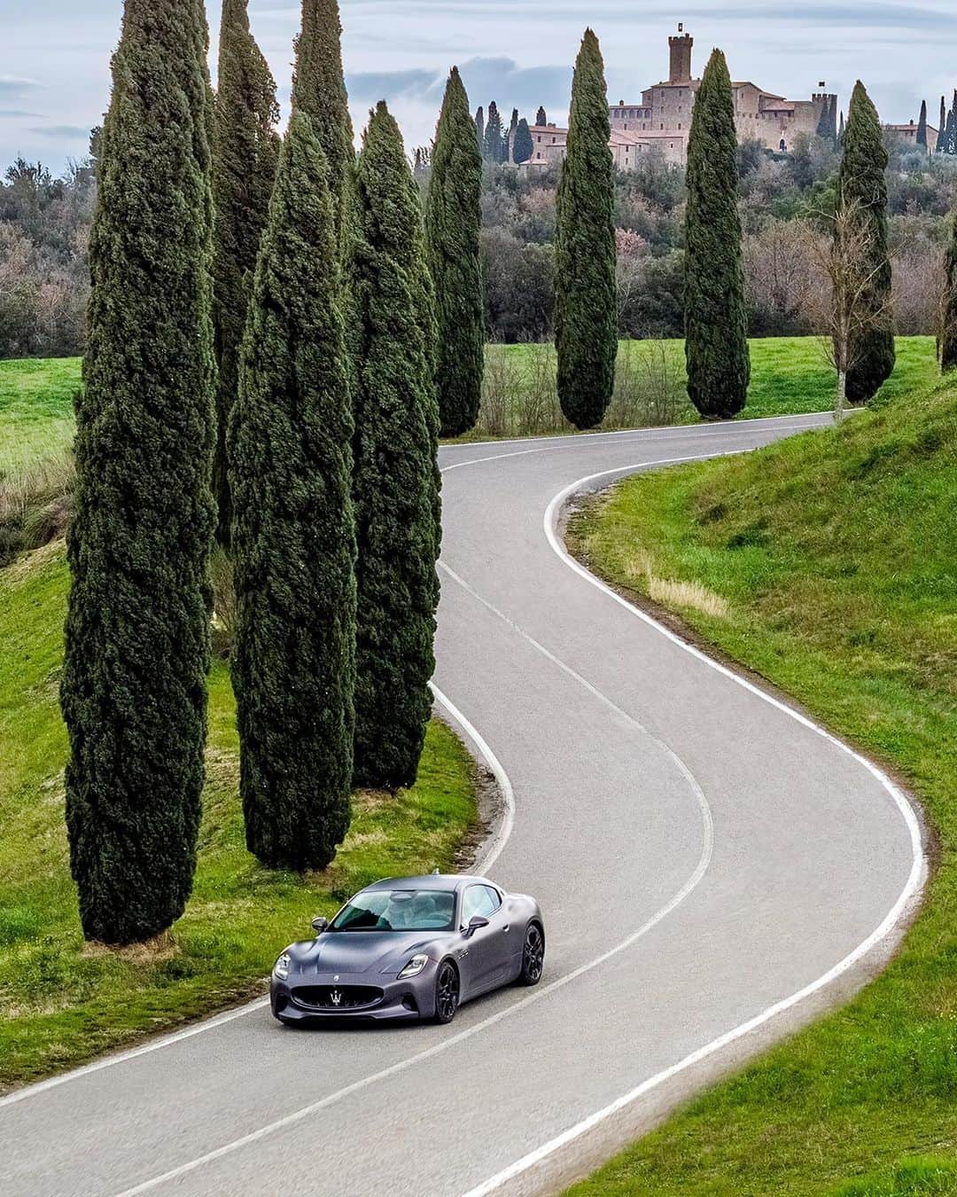 マセラティさんのインスタグラム写真 - (マセラティInstagram)「A new journey has begun. GranTurismo. The Others Just Travel. #MaseratiGranTurismo #Maserati」5月16日 0時00分 - maserati