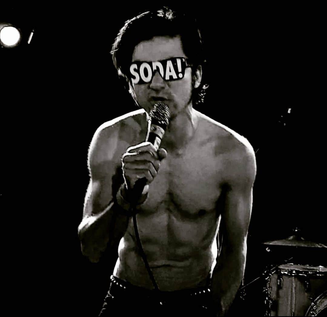 浅野忠信のインスタグラム：「SODA! LIVE! 2023/7/1! @ O-NEST! SHIBUYA! OPEN!/START! 17:00!/18:30!  先行販売チケット! ¥3,500(D別/Tシャツ付き) 発売中! 5/28まで!  一般販売チケット! 6/3/12:00〜発売開始 ¥3,500（D別）  03-3462-4420  https://eplus.jp/sf/detail/3869120001-P0030001P021001?P1=0175&fbclid=PAAaYUi4hBaNOCoW5HLGL56uie1aoP929rBEXRAXRYm-DSQyyXqge3G7fxwWI」