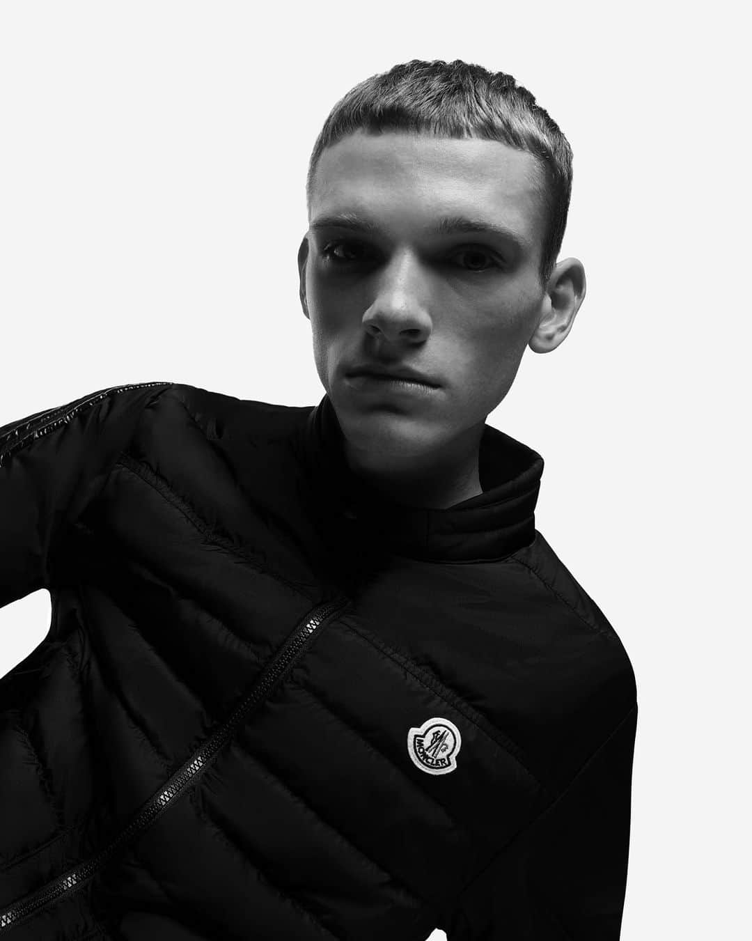 モンクレールのインスタグラム：「Discover a lighter wardrobe with serious outdoor intentions with the new Summer 2023 #MonclerCollection.  Now at moncler.com.   Photography: @thierrylegouesofficial  Styling: @imruh」