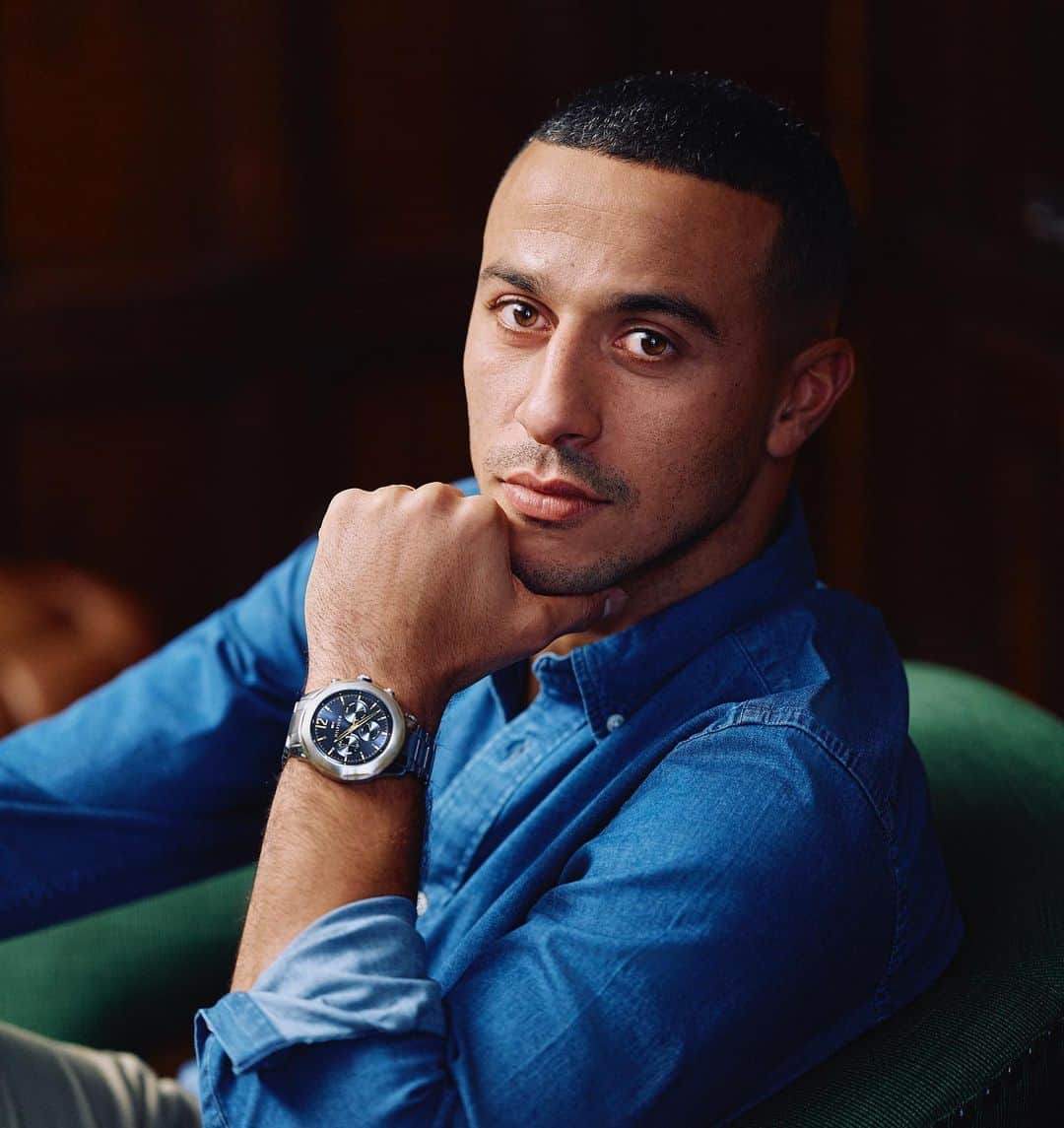 ティアゴ・アルカンタラのインスタグラム：「@tommyhilfiger watches 👌 Some things never go out of style! #TommyHilfigerWatches #ad」