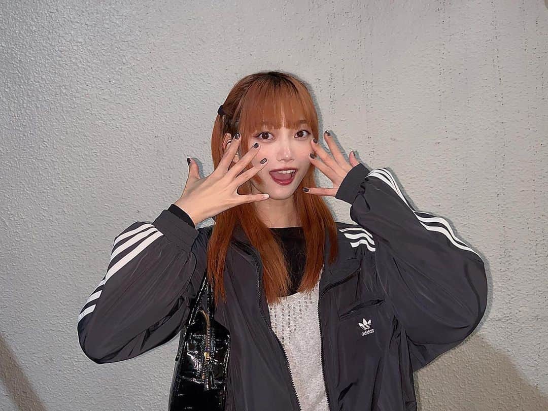阿知波妃皇のインスタグラム：「funny face 🍮」