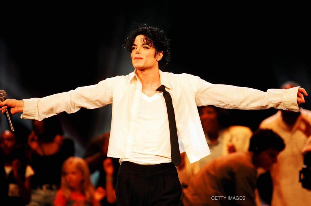 マイケル・ジャクソンのインスタグラム：「Michael on pursuing your dreams: “People in the world should really do what their heart is set on. If they really believe a thing, they should feel it all the way through and really do it.”」