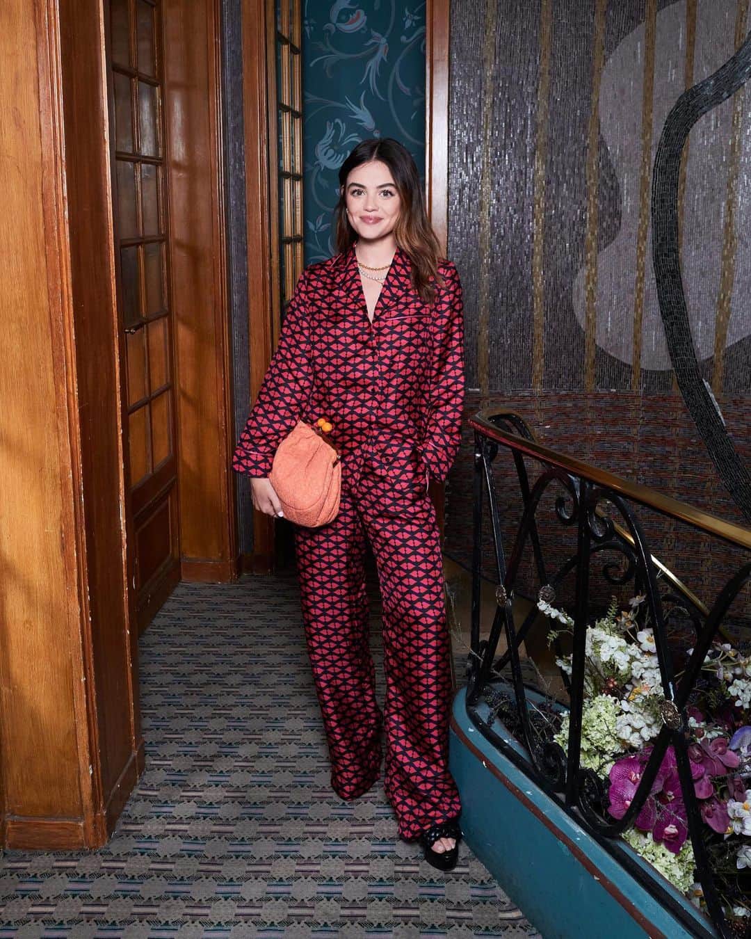ルーシー・ヘイルのインスタグラム：「@LucyHale took @VogueGermany to @WeekendMaxMara‘s #PasticcinoBagWorldTour launch event in Paris. Swipe to see Lucy‘s highlights! #voguegermany #lucyhale #pasticcinobag #weekendmaxmara」