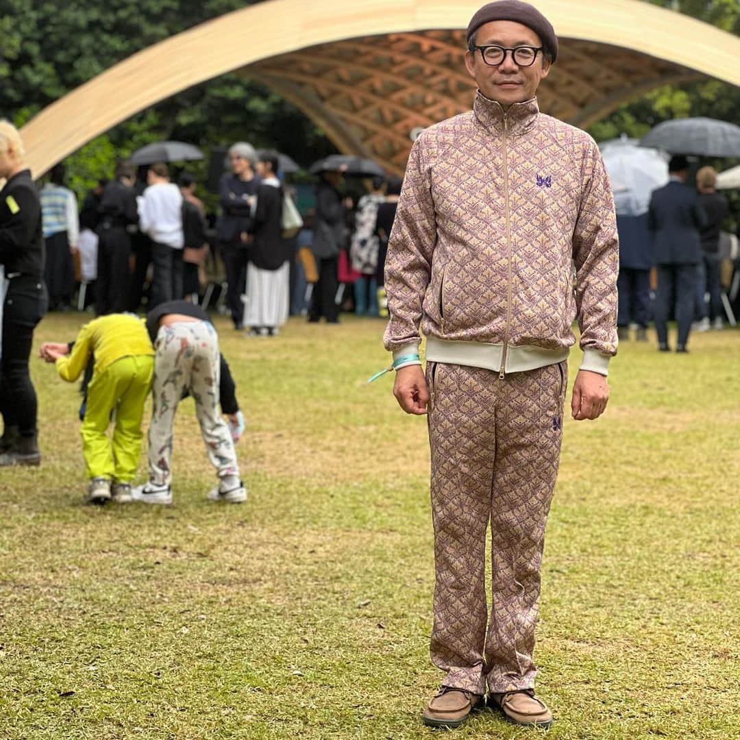 ハシモトタカヒロのインスタグラム：「週末はPRADAのイベントにお邪魔しました。トラックスーツは正装でもいけます🕴🏻#needles」