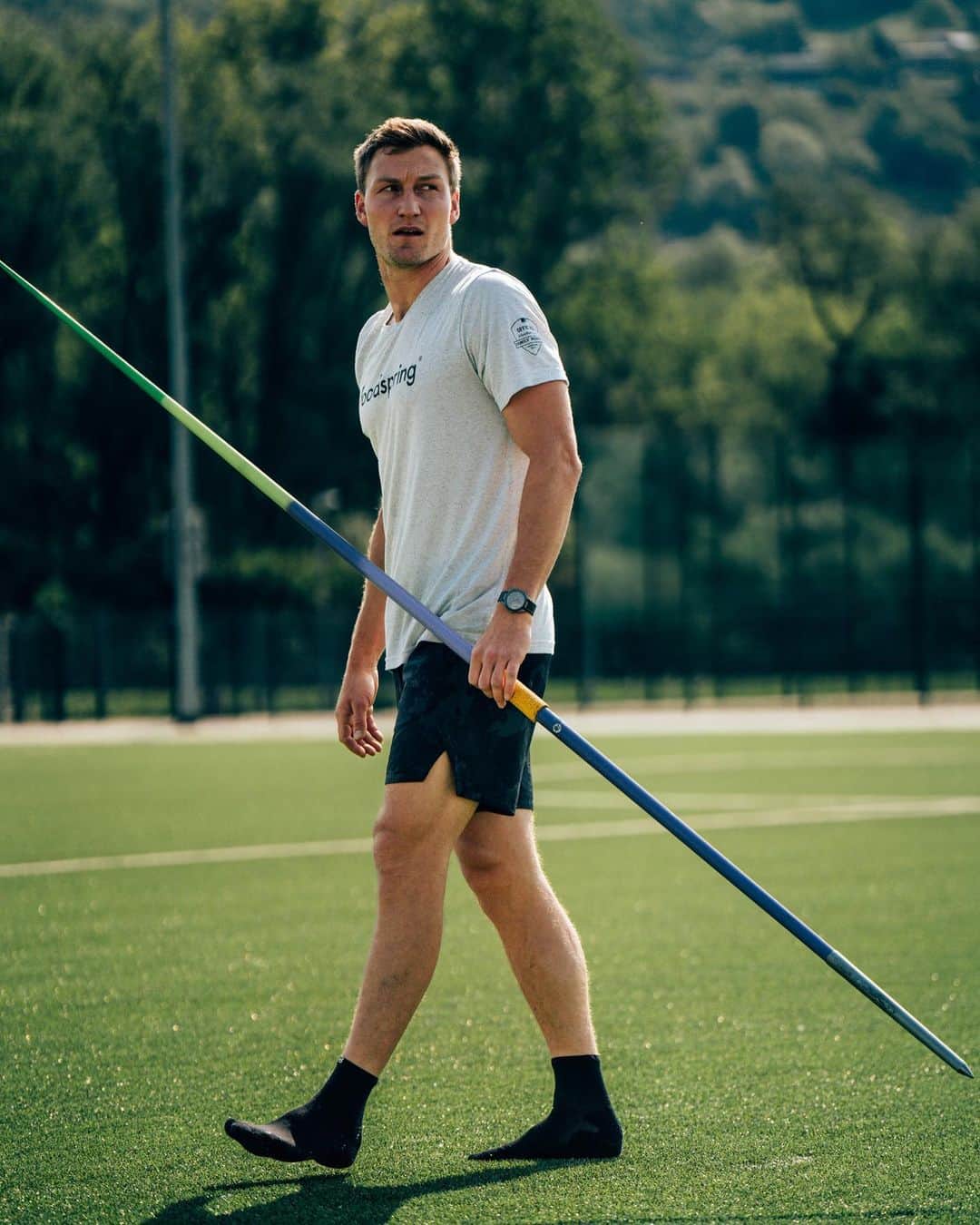 トーマス・レーラーのインスタグラム：「About today. ✌🏼Never stop learning - was a great one. Thanks for the support team.   @xoo.mia @harro_schwuchow @sixten_haak @takezonneveld   #javelin #workout #progress #roadtoparis2024 #trackandfield #throws pics by @takezonneveld」