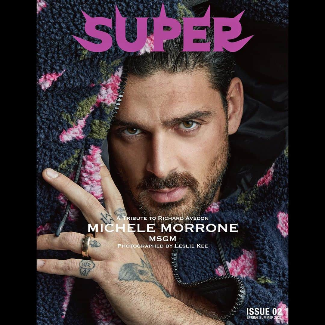 レスリー・キーさんのインスタグラム写真 - (レスリー・キーInstagram)「Super Magazine @supermagazinenyc  ★ 2023SS issue 02★  「A Tribute to Richard Avedon」 Celebrating on 15 May 2023, the 100th Birthday of legendary photographer Richard Avedon !  @avedonfoundation #richardavedon #avedon100 #superavedon #supermagazinenyc #lesliekee   MICHELE MORRONE @iammichelemorroneofficial   Photographed by @lesliekeesuper  Styling by @starburleigh  Hair by @guiseppelorusso  Makeup by @alessiastefano_  Photo assistant @edwardkwendt  Photo Retouching by Yuni Kudo Location :  @milanostudio_digital  Special thanks @jeffreychassen @alessandro_bruno  Wardrobe @msgm @massimogiorgetti   @x8_gallery @asahi_fashion #msgm #massimogiorgetti #michelemorrone」5月16日 1時37分 - lesliekeesuper