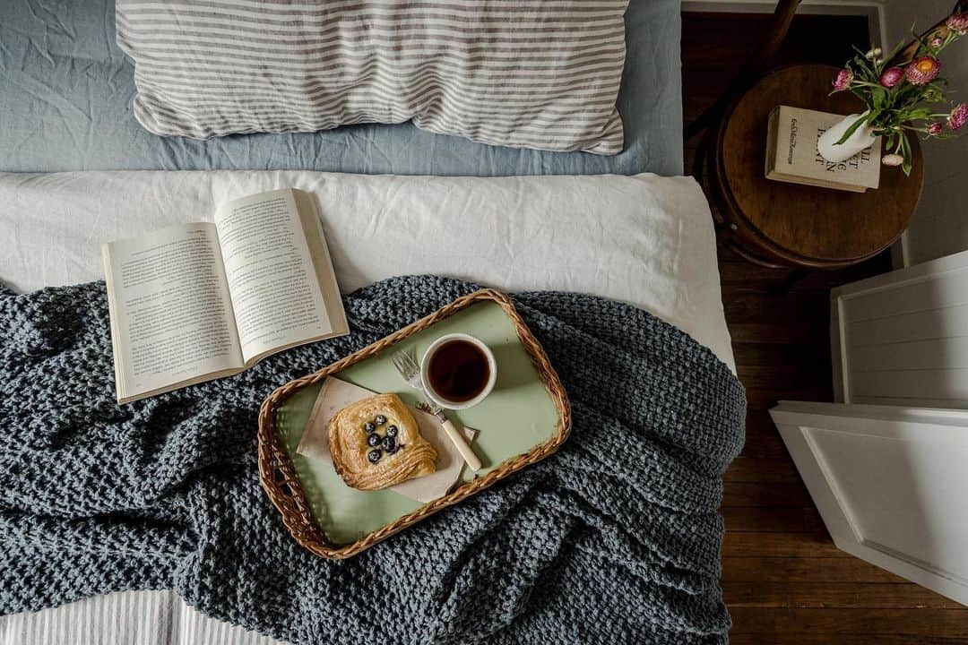 NikonUSAさんのインスタグラム写真 - (NikonUSAInstagram)「Coffee ✅ Breakfast in bed ✅ Monday Motivation 🤔   Get inspired with your Nikon gear, like the NIKKOR Z DX 12-28mm f/3.5-5.6 PZ VR 👉 #NikonCreators   #Mondays #Photography #Nikon」5月16日 2時16分 - nikonusa