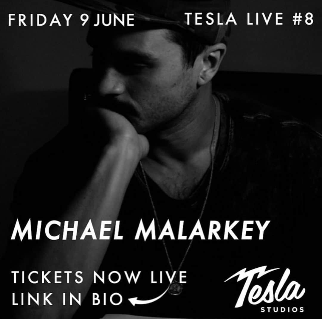 のインスタグラム：「JUST ANNOUNCED: on June 9th I’ll be at @teslarecording in Sheffield, UK for a super intimate gig at the studio where I cut my first record ‘Feed The Flames’ as well as my latest LP ‘Graveracer.’ I’ll be finishing work on my upcoming record while I’m there, so who knows…maybe I’ll let ya hear some of it too…  OTHER UK DATES:  June 4 - London* June 5 - Birmingham* June 6 - Manchester*  *w/ @leralynn   LINK IN BIO FOR ALL TICKETS 🎟️」