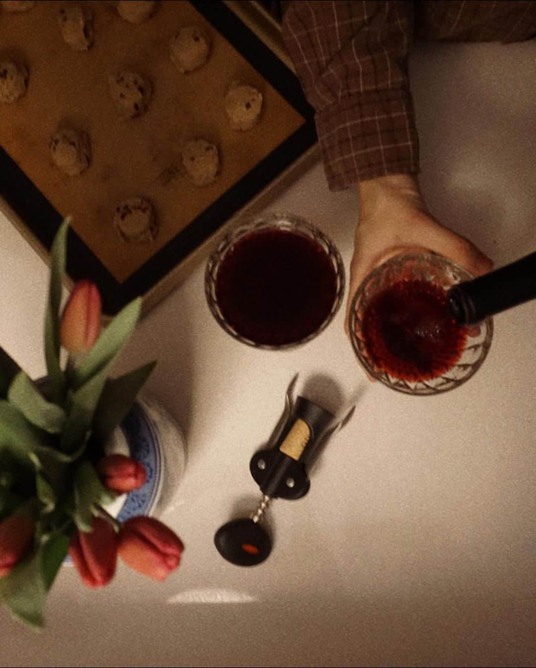 Acacia Brinleyさんのインスタグラム写真 - (Acacia BrinleyInstagram)「Wanna sleepover?」5月16日 2時33分 - acaciakersey