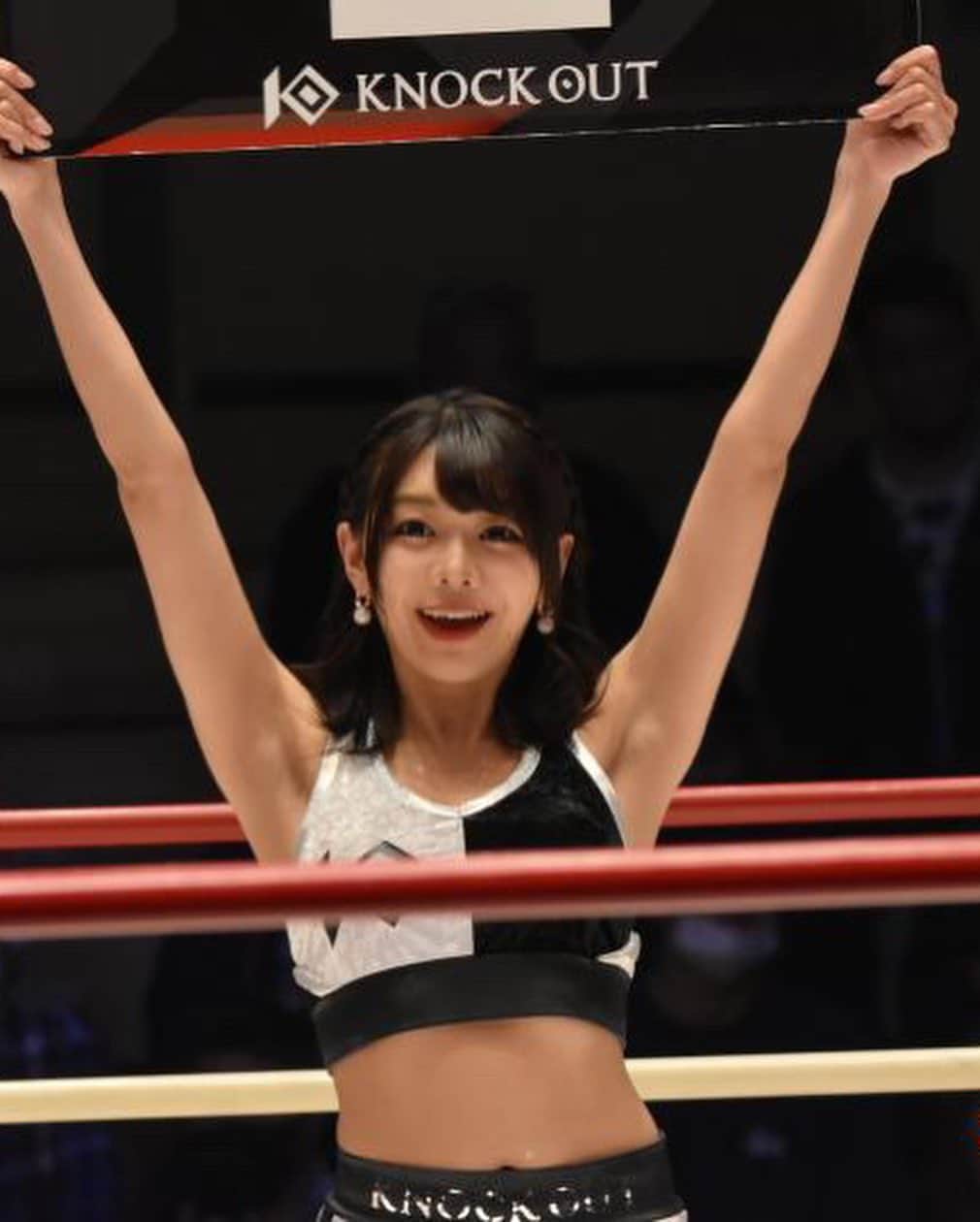 織田唯愛さんのインスタグラム写真 - (織田唯愛Instagram)「もう次の試合が待ち遠しいいいい。 . . うちも習いに行こっかな。。。 . . . . #格闘技 #格闘技好きな人と繋がりたい #格闘技好きと繋がりたい  #ラウンドガール #アイドル #knockout」5月16日 3時48分 - odaichika