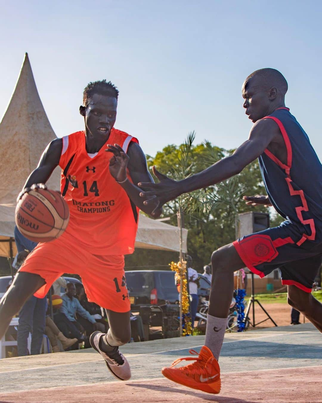 ルオル・デンのインスタグラム：「🧱 Grand opening of Torit Court! We keep building, brick by brick 🇸🇸🏀」