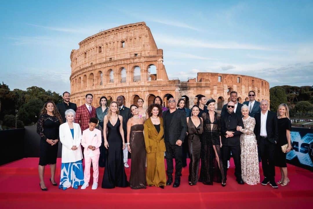 ナタリー・エマニュエルのインスタグラム：「What a night. So wonderful to celebrate with my #FastFamily in beautiful Roma for the world premiere of @thefastsaga #FastX out everywhere May 19th! LOOK AT THIS GROUP OF BEAUTIFUL TALENTED PEOPLE 😍😍😍😍 #proud」