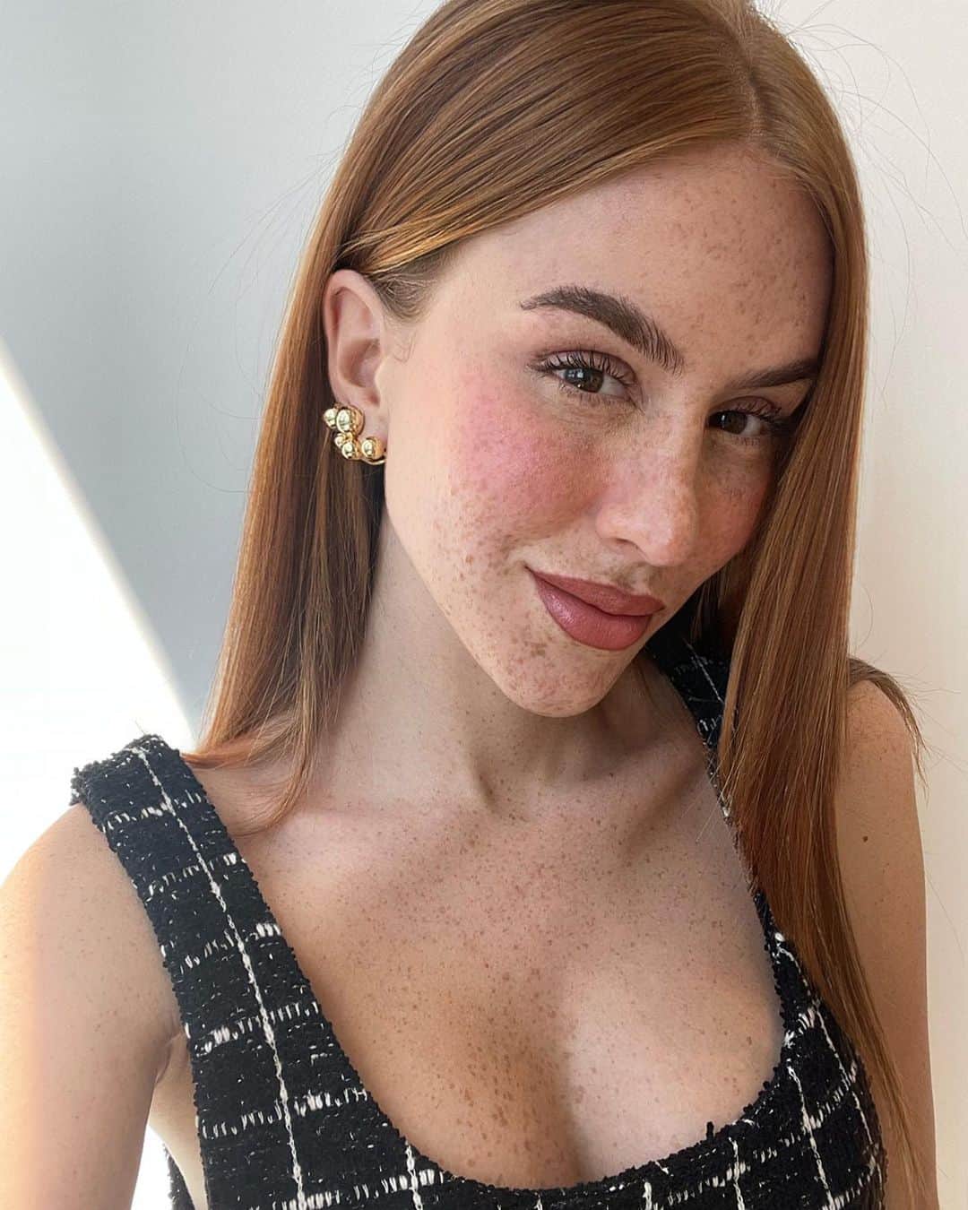 マリ・マリアのインスタグラム：「🖤🤍」