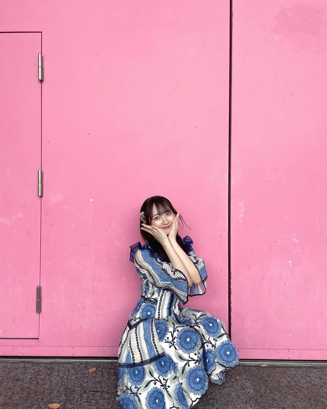 石田千穂のインスタグラム：「． 改めまして、STU祭ありがとうございました！ ソロライブを広島と東京でさせていただきました。 瀬戸内PR部隊の企画に投票してくださった皆様のお陰です。 沢山の愛を本当にありがとうございました！  思い出の曲もやりたい曲もありすぎて選曲悩んだよー。 曲中に髪型チェンジをしたのは初めてでした👧🏻笑 カラオケコーナーで新しい一面も見せれたんじゃないかなって思います！ あーー！またソロコンサートしたい！！！ これからもよろしくお願いします！ #STU48 #石田千穂」