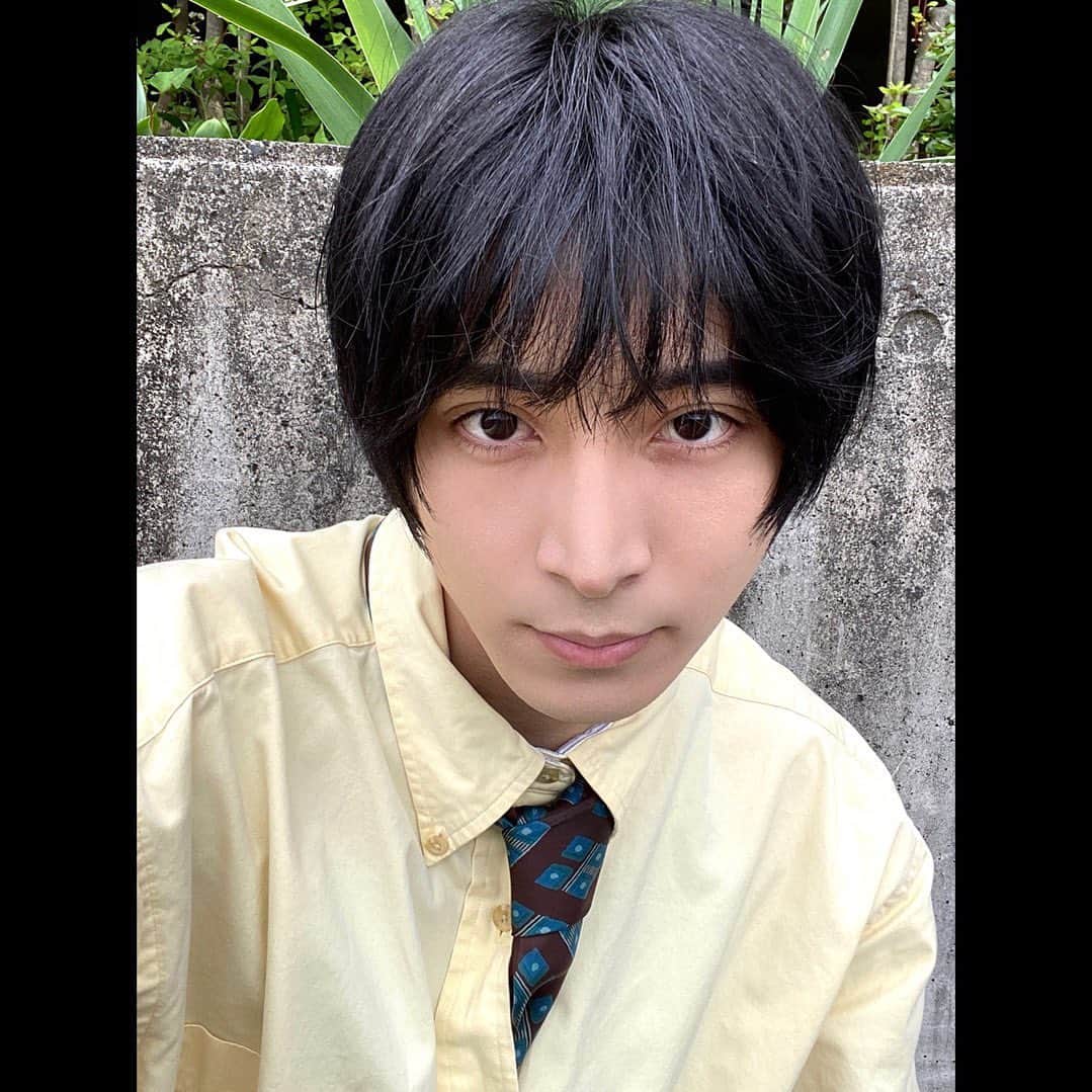 高橋龍之介のインスタグラム：「ひょっこりネクタイ。👔」