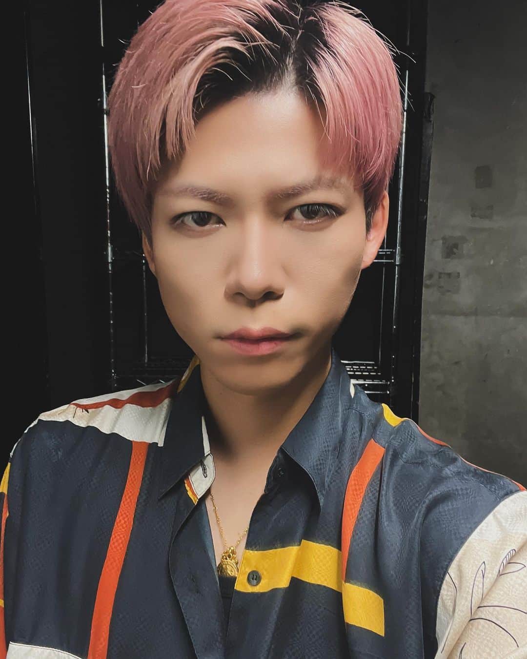のインスタグラム：「ピンクマン  #idol #pinkhair」