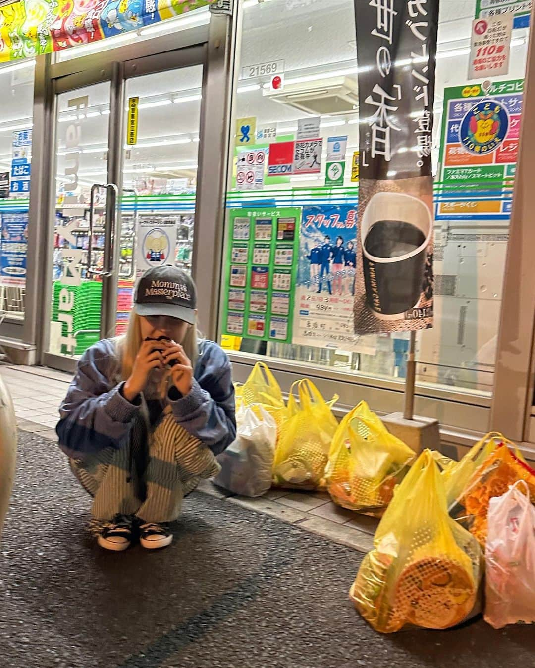 ITZYさんのインスタグラム写真 - (ITZYInstagram)「즐거웠던 공연 그 후…」5月16日 16時46分 - itzy.all.in.us