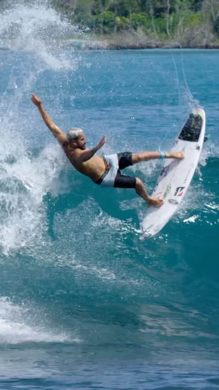 イタロ・フェレイラのインスタグラム：「Oh yeah 😅」