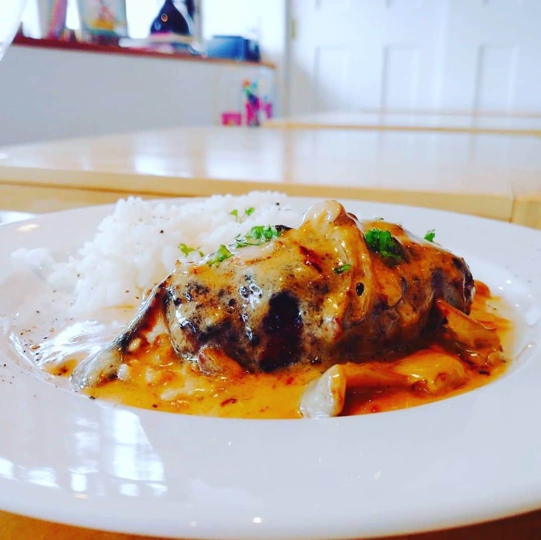 杉春香のグルメインスタ